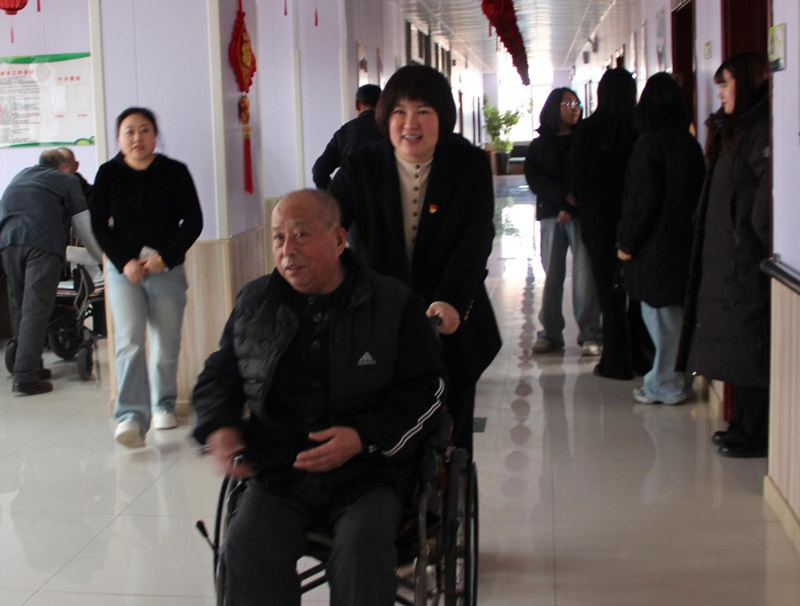 党员志愿在行动——盘锦弘毅中学党支部组织开展学雷锋志愿活动 党员志愿在行动——盘锦弘毅中学党支部组织开展学雷锋志愿活动